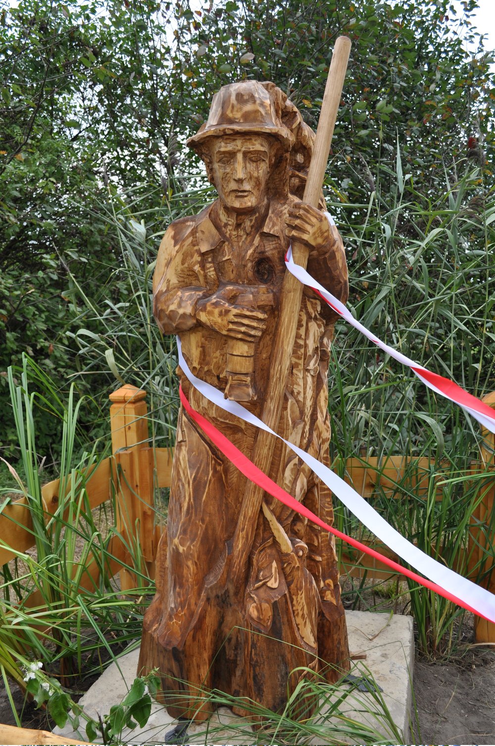 2009-08-22 Uroczyste odsłonięcie pomnika