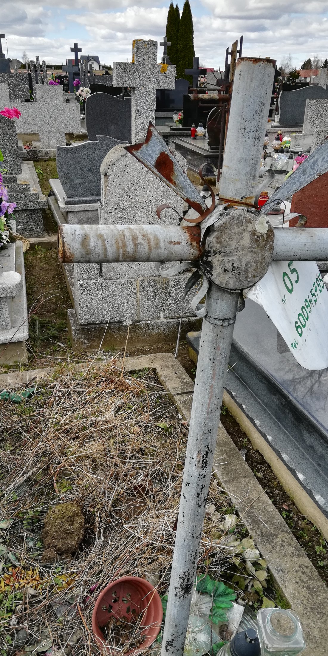 numer telefonu nieaktualny