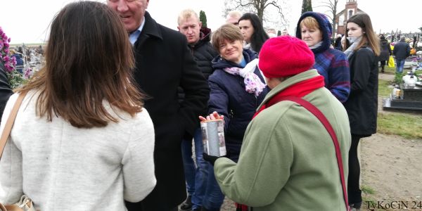 kwesta cmentarna 2019