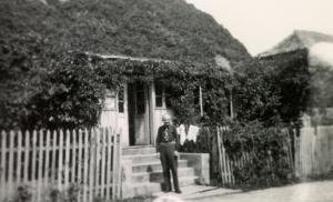 plac Czarnieckiego 6, teraz budynek biblioteki