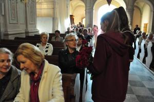 Kwiaty Mamom-dziś ich Święto.